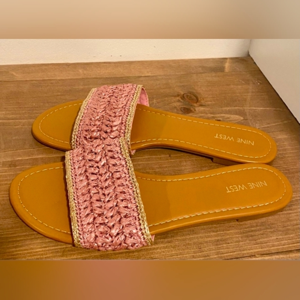 Nine West Women's Pink and Tan Beehive Slide Sandals, Like New, Size 10 - Picture 3 of 5